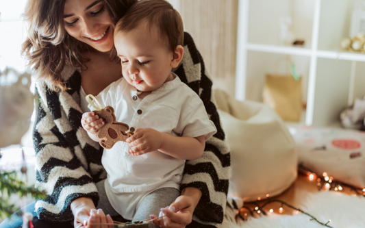 Breastfeeding and the Holidays – Sanity Saving Tips